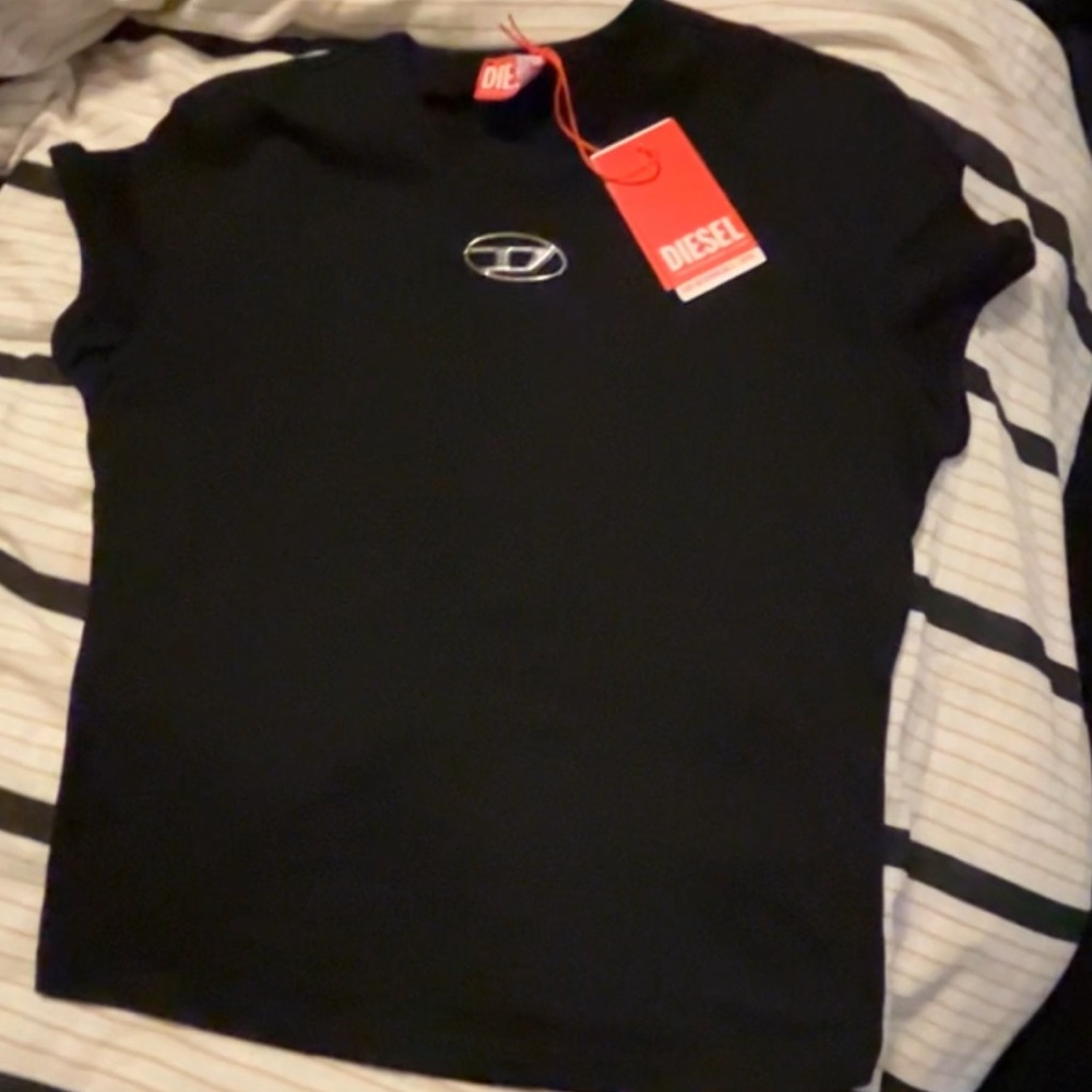 Diesel shirt size L cut small brand new never worn